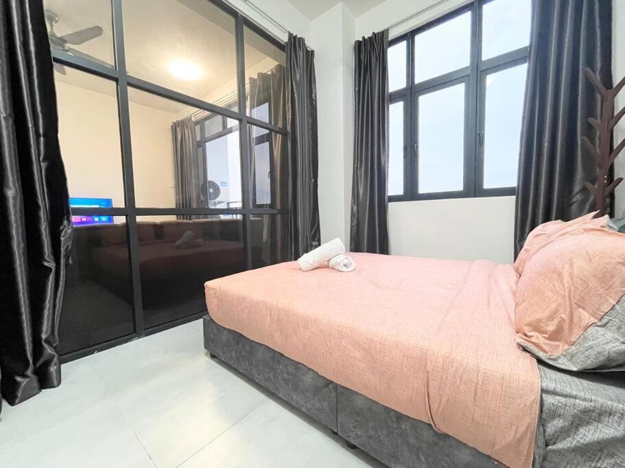 Quartz Near To Jonker Walk With Infinity Pool Cozy 3B2B Apartment Malacca Luaran gambar